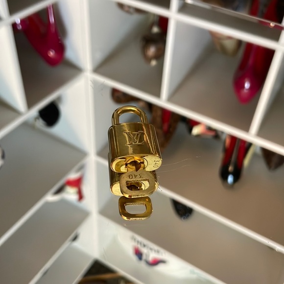 Louis Vuitton Brass Lock & Key #340 - Picture 3 of 4
